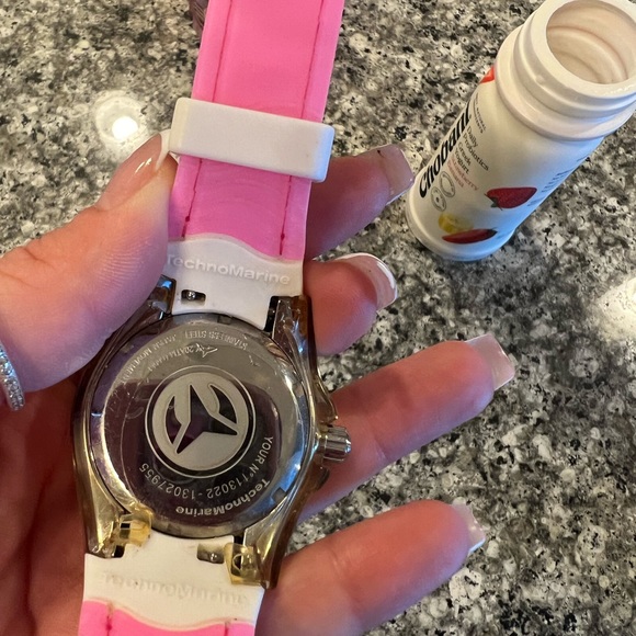 COPY - Technomarine Watch - Picture 5 of 6